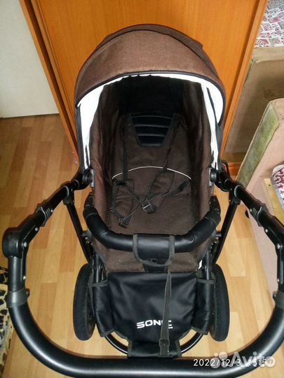 Продам коляску 3 в 1