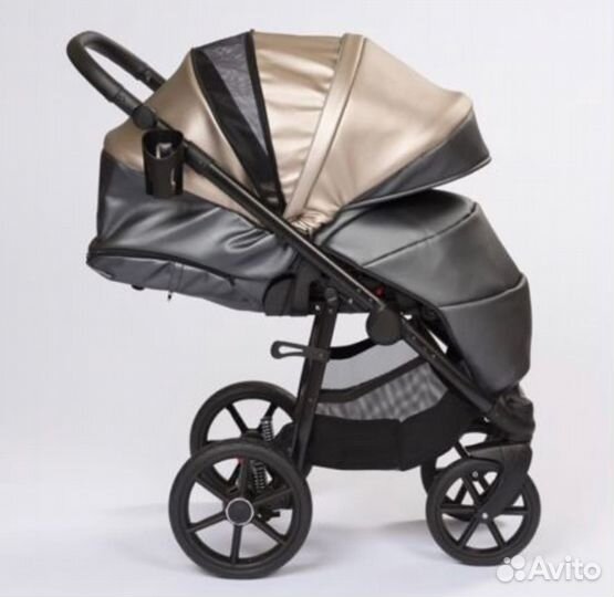 Коляска с реверсивным блоком