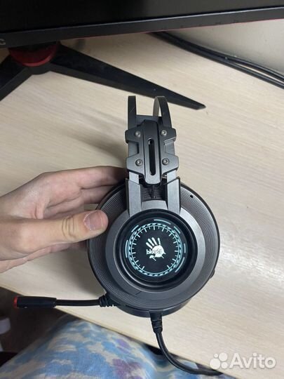 Игровые наушники