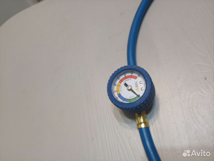 Шланг для заправки кондиционера с манометром