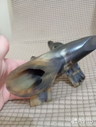 Птички на ветке рог резьба