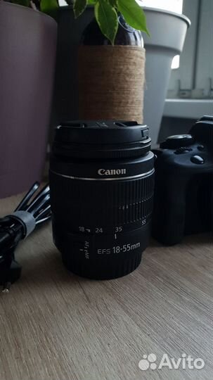 На доставке Фотоаппарат Canon EOS 100D