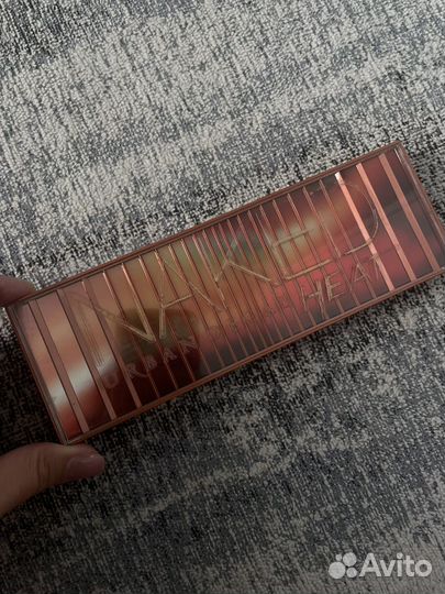 Urban decay тени