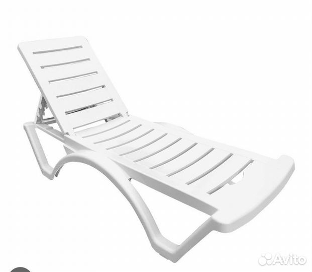 Шезлонг для дачи