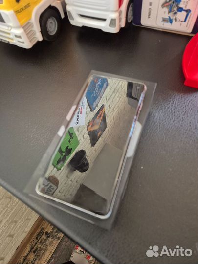 Samsung Galaxy S10, 8/128 ГБ