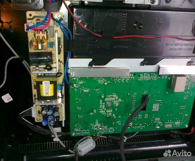 Ремонт телевизоров / Мастер по ремонту телевизоров