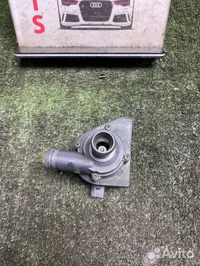 Насос водяной дополнительный на Audi A5 (8T), 8TA
