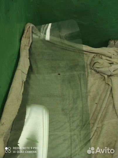 Стекло автомобильное заднее от москвича ижкомби