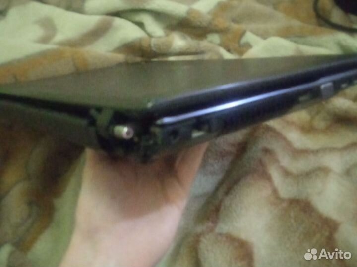 Ноутбук asus