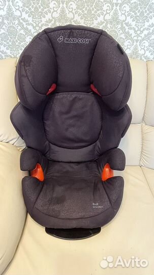 Автомобильное кресло Maxi-Cosi Rodi-Fix AirProtect