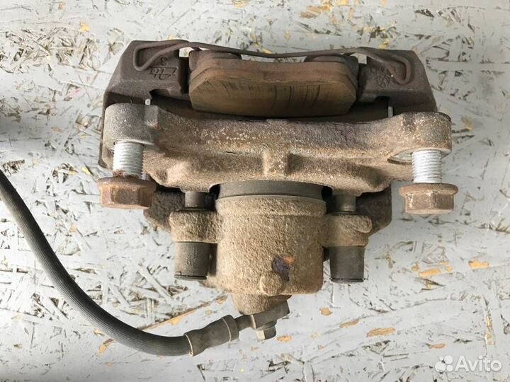 Суппорт тормозной передний правый Audi A3 8P ccza