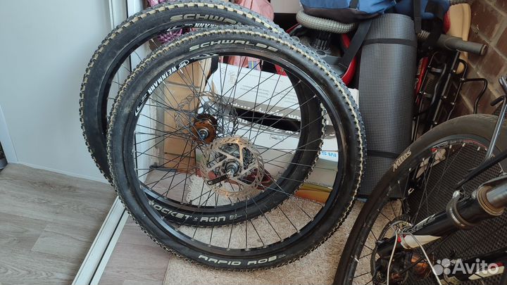 Покрышки schwalbe 26x2.25 rapid rob и rocket ron