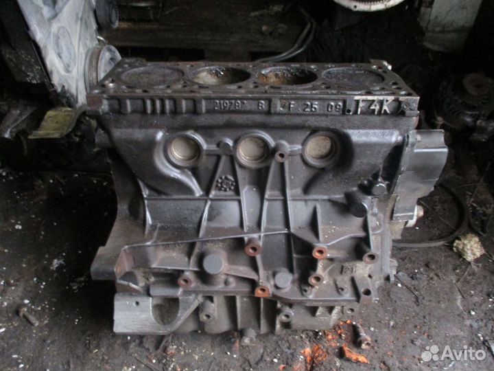 Блок цилиндров Renault F4K