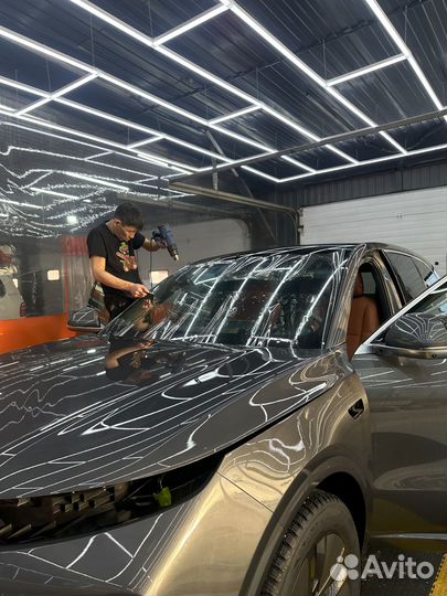 Бронирование лобового стекла и фар. Детейлинг