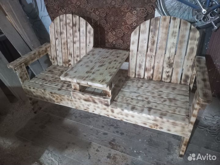 Лавочка садовая