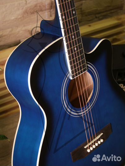 Акустическая гитара + Аксессуары
