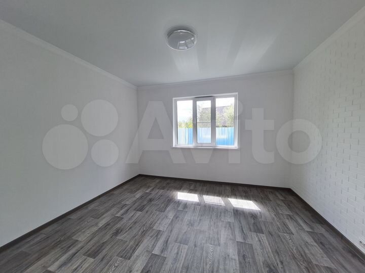 Дом 90 м² на участке 6,4 сот.