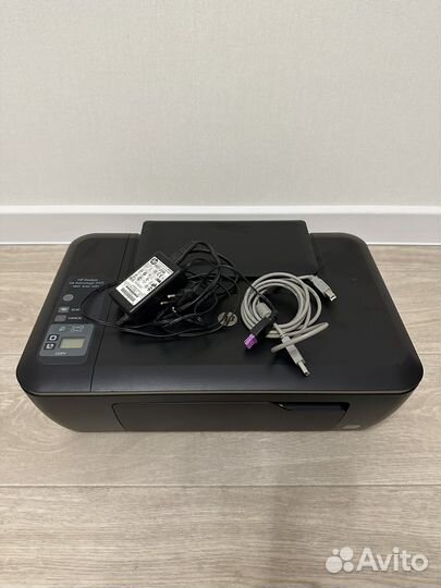 Принтер HP 2515