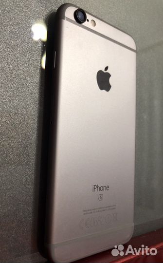 Телефон iPhone 6s