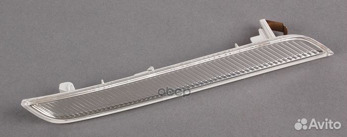 Отражатель боков. габаритного фонаря R BMW X5 E