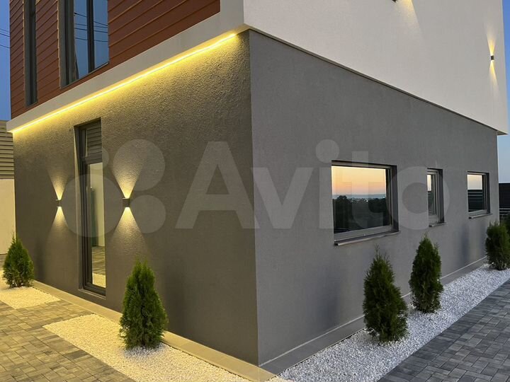 Коттедж 177 м² на участке 6 сот.