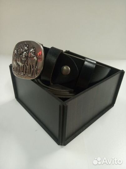 Мужской кожаный ремень