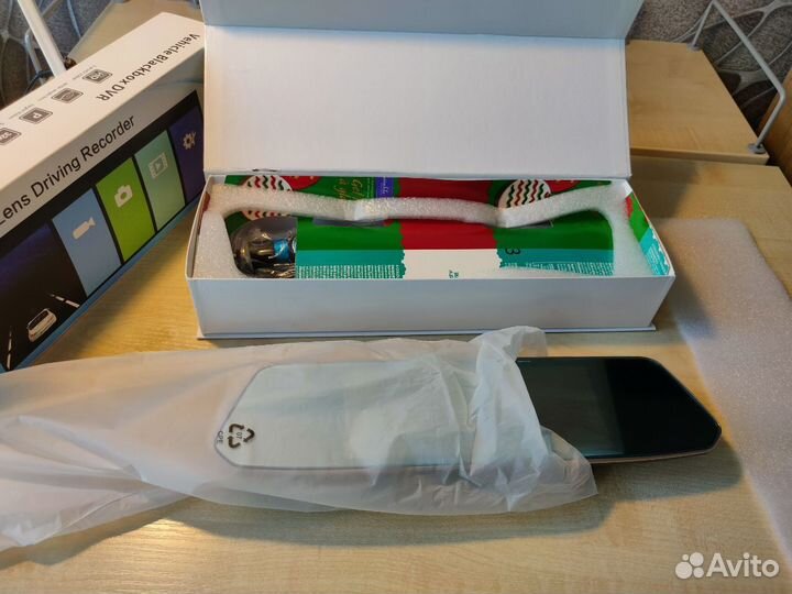 Зеркало регистратор с камерой заднего вида