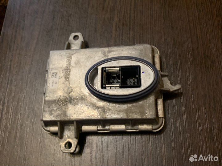 Блок розжига ксенон BMW 3/5-series F30/F31 F10/F11