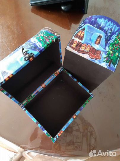 Сундук новогодний