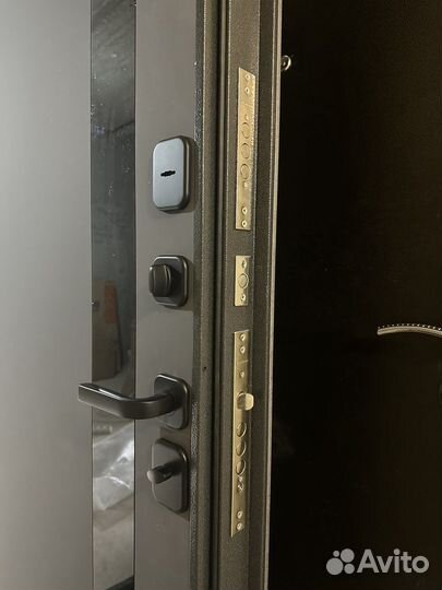 Входная дверь Бульдорс серии trust