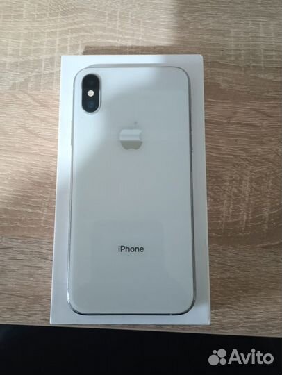 iPhone Xs, 64 ГБ