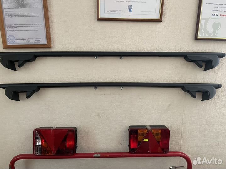 Автомобильный багажник на крышу