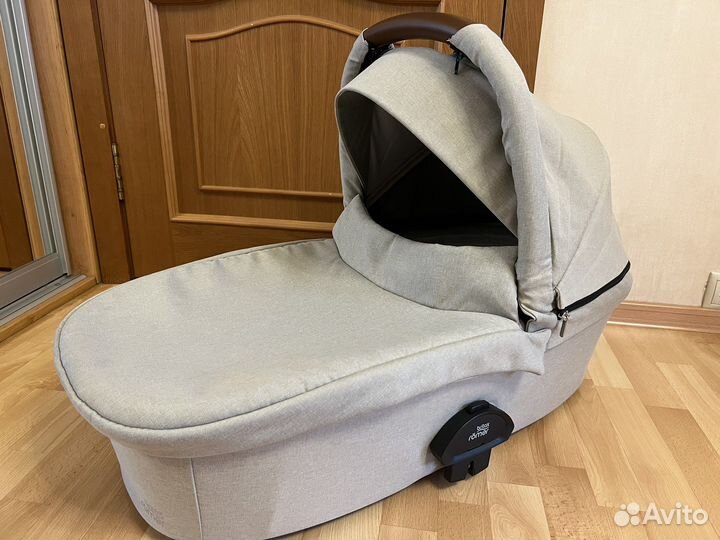 Люлька Britax romer smile 3 + дождевик britax