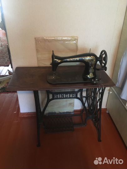 Швейная машина зингер ножная