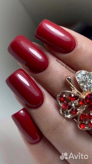 Маникюр и педикюр