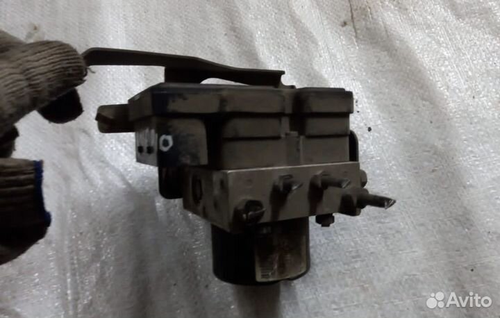 Блок (насос) ABS Mitsubishi Lancer 10