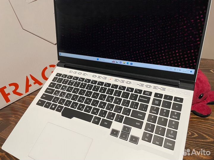 Игровой ноут Asus Mechrevo Thunderobot Machenike