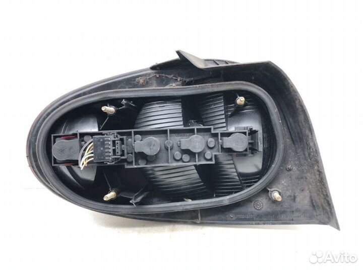 Фонарь задний правый Renault Megane 1 1.6 I 2002