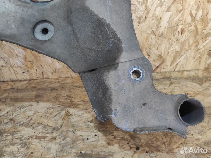 Подрамник Renault Megane 3