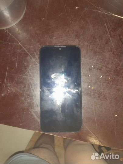 Samsung Galaxy A01, 2/16 ГБ