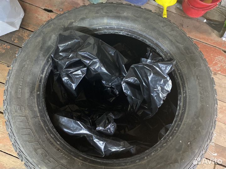 Bridgestone Ice Cruiser 5000 225/60 R17