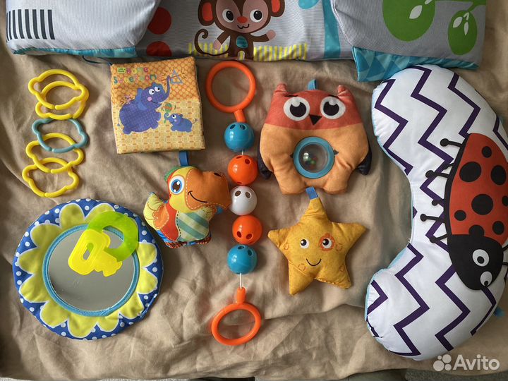 Развивающий коврик Forest kids для малыша с дугами