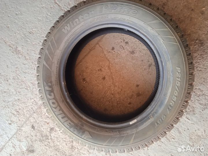 Hankook Winter I'Pike W409 215/65 R17