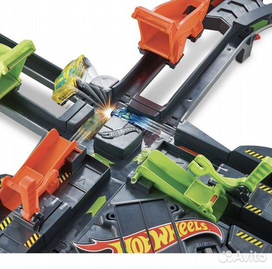 Игрушечный трек Hot Wheels Грандиозные столкновени