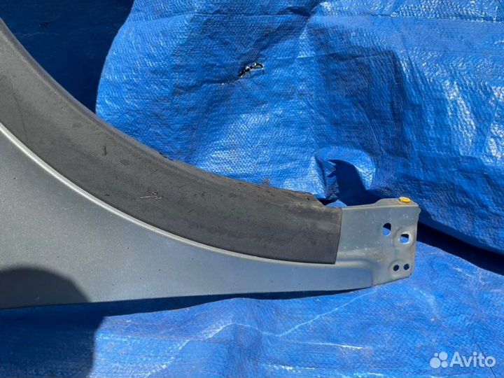Крыло переднее правое Volvo C30 P1 I5 turbo