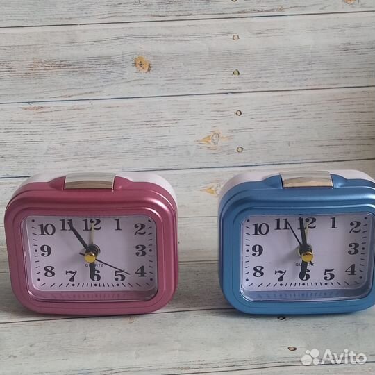 Часы будильник