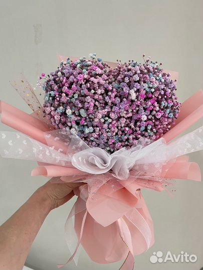 Гипсофила в коробке, букете, шары, цветы