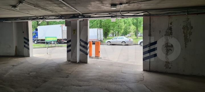 Машиноместо, 15 м²