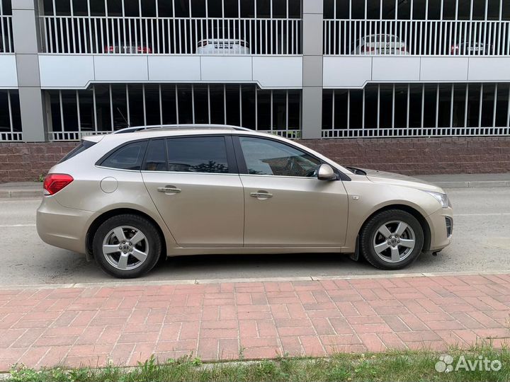 Chevrolet Cruze 1.8 AT, 2013, 129 000 км