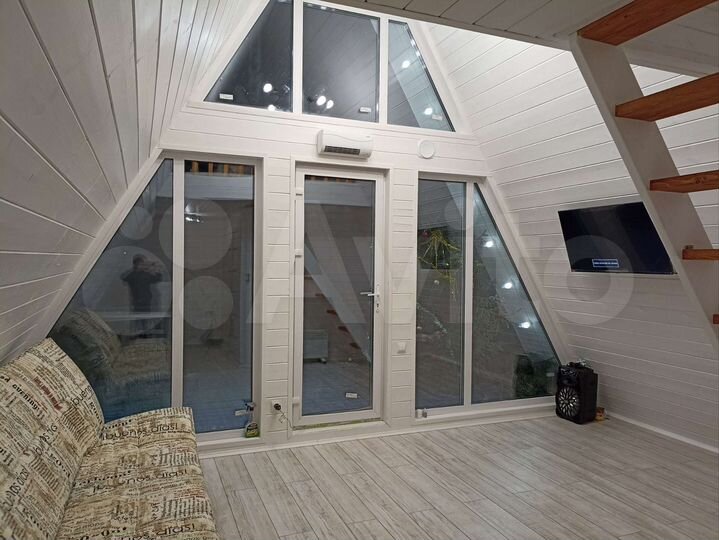 Дом 40 м² на участке 4 сот.